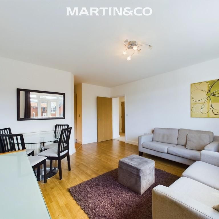 2 bedroom apartment to rent - Photo 1