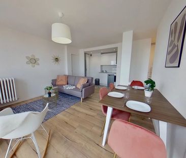Location Appartement 3 pièces 50m² MARSEILLE 5ème - Photo 3