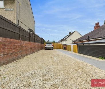 Bungalow to rent on - Photo 6