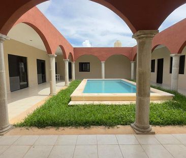 Renta de casa con piscina en Cholul - Photo 1