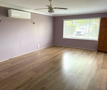 GOOD SIZE 2 BEDROOM UNIT - Photo 3