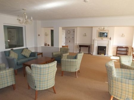 Retirement Apartment - Pennsylvania Road - Photo 2