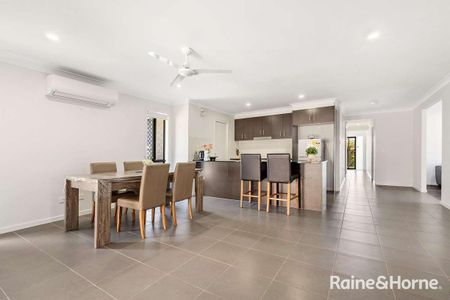 14 Samford Drive, Holmview, QLD 4207 - Photo 5