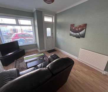 2 bedroom terraced house to rent - Photo 2