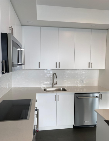For Lease - 3220 WILLIAM COLTSON Avenue Unit# 1601, Oakville, Ontario - Photo 3