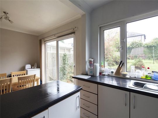 4 bedroom semi-detached house to rent - Photo 1