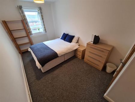 2 bedroom apartment to rent - Photo 4