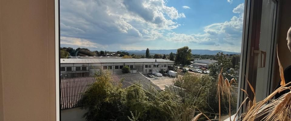 2,5 ZKB Dachgeschoss Wohnung mit Badewanne und Fernblick - Foto 1