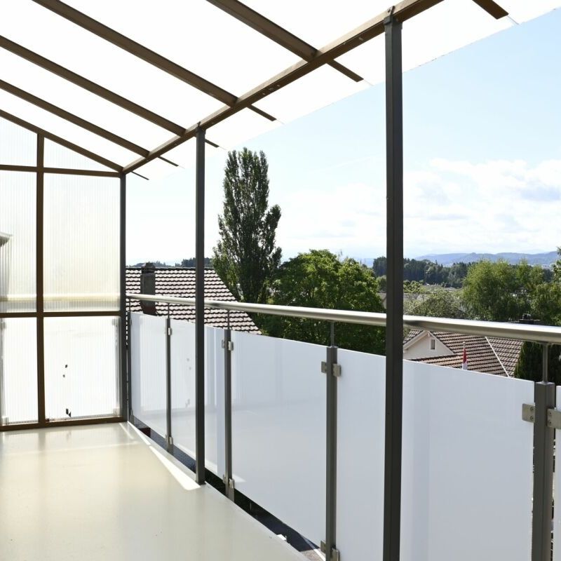 Attraktive 5.5-Zimmer-Dachwohnung mit Cheminée in Zuzwil - per sofort bezugsbereit - Foto 1