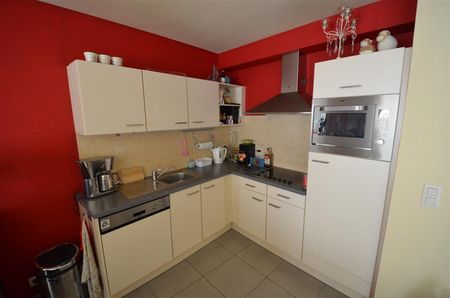 Te huur: Appartement met garagebox - Photo 4