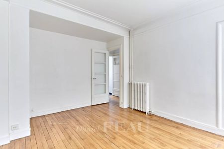 Location studio, Paris 2ème (75002), 1 pièce, 27.68 m², ref 85576949 - Photo 2