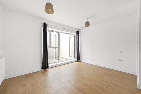 3 bedroom apartment to rent - Photo 5