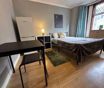 Room in a Shared House, Cobbold Road, NW10 - Photo 5