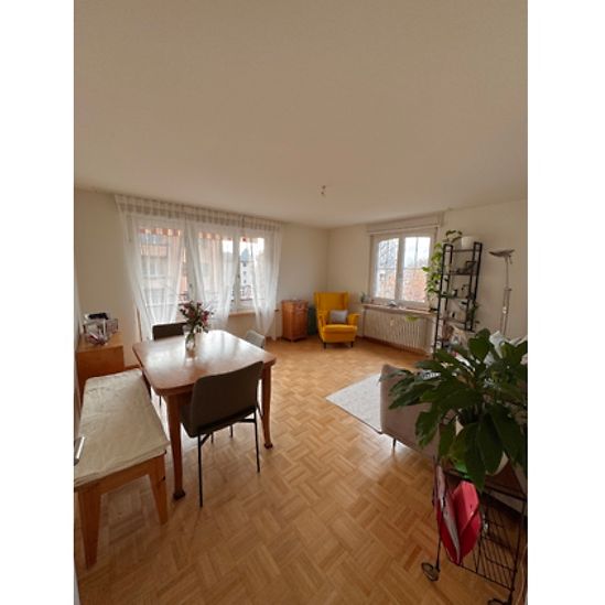 3 Zimmer-Wohnung in Hünibach (BE), möbliert, auf Zeit - Foto 1