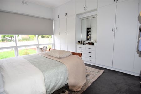 16 Longley Street, Alfredton - Photo 5