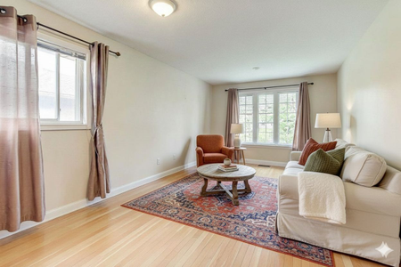 For Lease - 194 Livingstone Street Unit# Upper, Barrie, Ontario - Photo 2