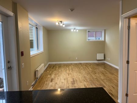 For Lease - 324 Currell Avenue Unit# 1, Westboro - Hampton Park, Ontario - Photo 5