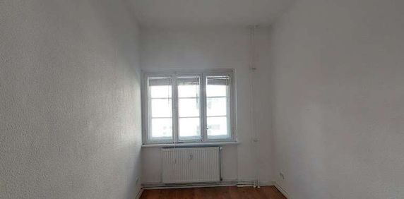 3-Zimmer-Wohnung mit Loggia und viel Potenzial wartet auf neue Mieter! - Photo 2