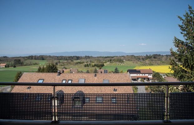 Calme et verdoyant – 3.5 pièces au 3ème étage avec balcon - Foto 1