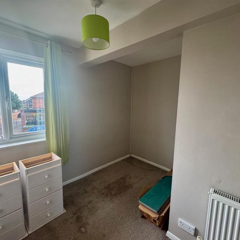 2 bedroom maisonette to rent - Photo 1