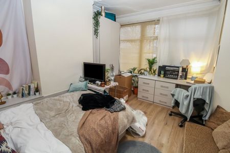 5 bedroom terraced house to rent - Photo 3