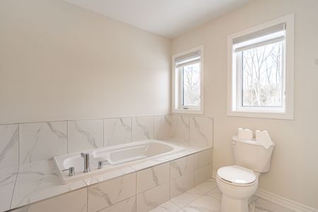 For Lease - 33 Gilham Way, Brant, Ontario - Photo 2