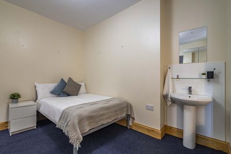 6 bedroom house to rent - Photo 4