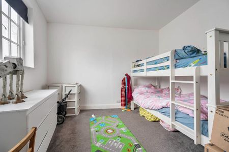 3 bedroom apartment to rent - Photo 5