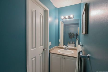 Fully Furnished 2 Bedroom Townhouse In Citadel – Move In Ready - Photo 4