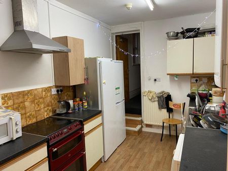 5 bedroom house to rent - Photo 3