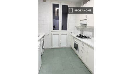 Luxury Flat for rent in Madrid, Spain - Photo 2