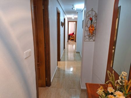 Ref.7296 2 bedroom apartment in Torrevieja - Photo 2