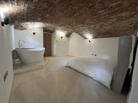 Moreby, York, Escrick - Photo 2