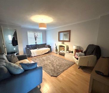 3 bedroom detached house to rent - Photo 3