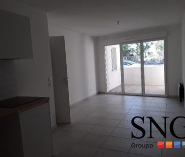 T3 AVEC TERRASSE ET DEUX PARKINGS - Photo 1