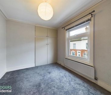 38 Hillview Avenue, Belfast, BT5 6JR - Photo 6