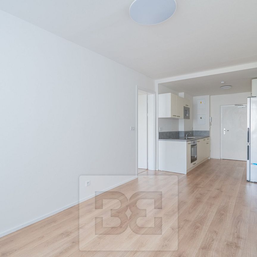 Pronájem bytu 2+kk 47 m² - Fotografie 1
