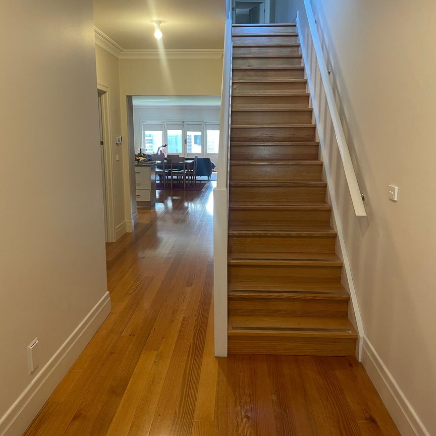 Northcote - Photo 1