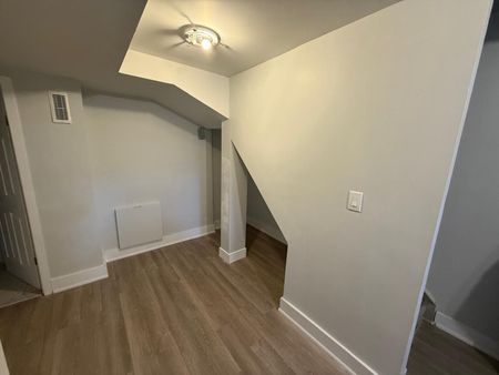 For Lease - 55 Purdy Crescent Unit# Basement, Toronto, Ontario - Photo 4