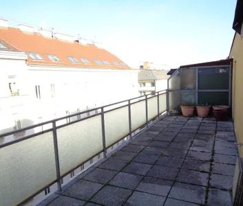 DG-Wohnung, 2 große Terrassen, Klimaanlage, große Wohnküche, Dan Küche, Zweitbezug, - Photo 3