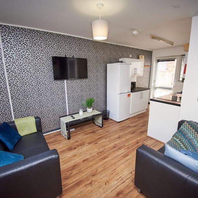 4 bedroom townhouse to rent - Photo 1