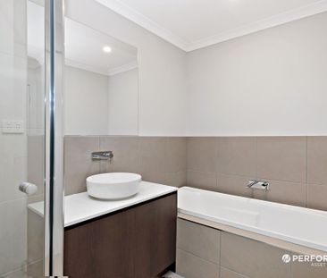 22 Adenmore Cct, Deanside VIC 3336 - House For Rent | Domain - Photo 4