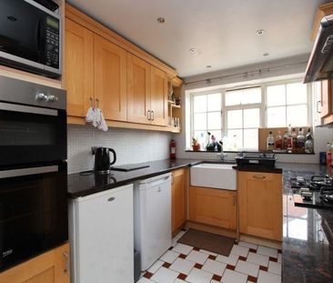 Room in a Shared House, Baker Street, RG1 - Photo 2