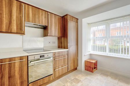 1 bedroom in a house share to rent - Photo 4