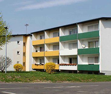 Nur für Studierende: Großzügiges und helles 1 Zimmer-Apartment mit Loggia, Rödgener Str. 83, Gießen - Photo 1