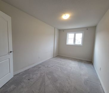 For Lease - 121 Baker Street, Thorold, Ontario - Photo 5