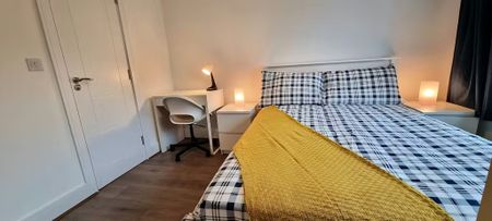 Phibsborough Road, Dublin - Photo 5