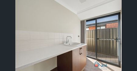 HAYNES - 4X2 - STYLISH FAMILY HOME! - Photo 5