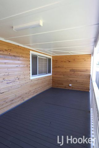 Spacious Weatherboard Home close to CBD - Photo 2