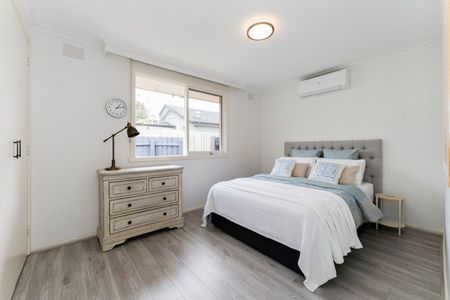 Boutique Family Living with Lifestyle Convenience - Photo 2